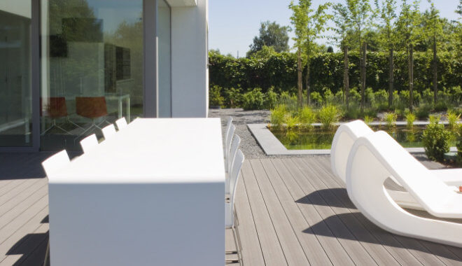 moderne PVC ramen en terrasplanken